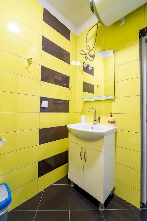 Cozy Little Apartment In Studentski Grad Sofia