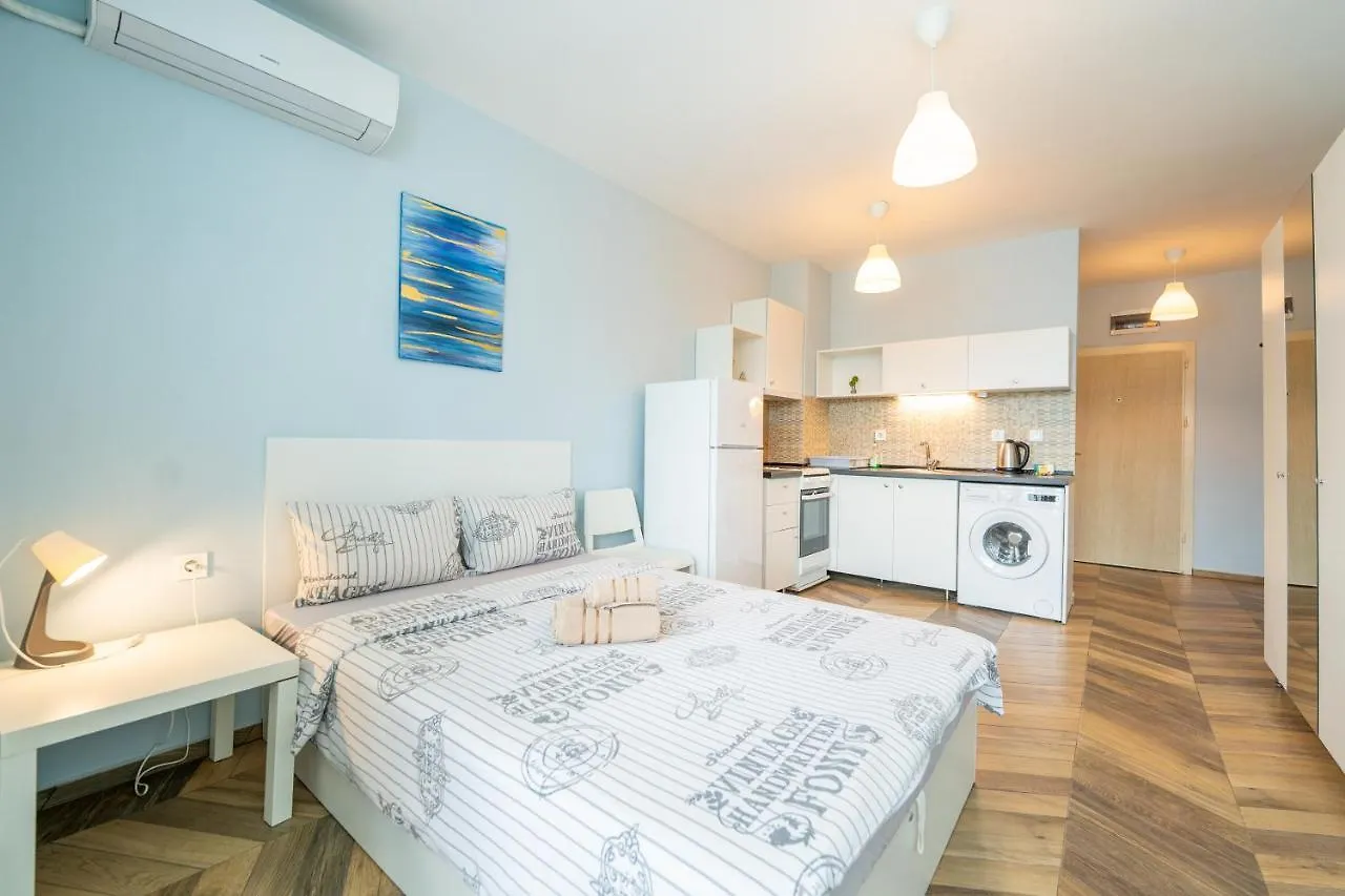 Contatos de Cozy Little Apartment In Studentski Grad